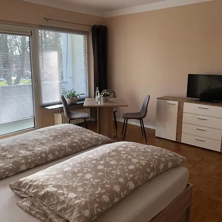 Super Lage, Neu Renovierte, Gemuetliche Unterkunft Lubecca Esterno foto