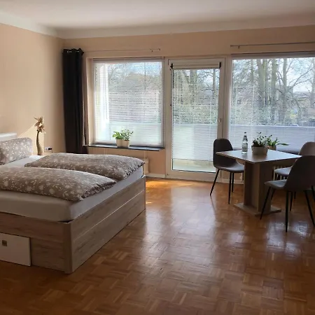 Super Lage, Neu Renovierte, Gemuetliche Unterkunft Lubecca Esterno foto